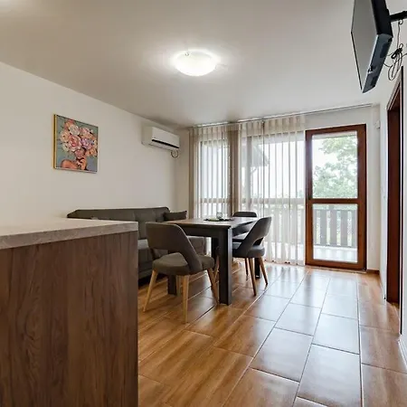 Kompleks wypoczynkowy Complex Fichoza 3*