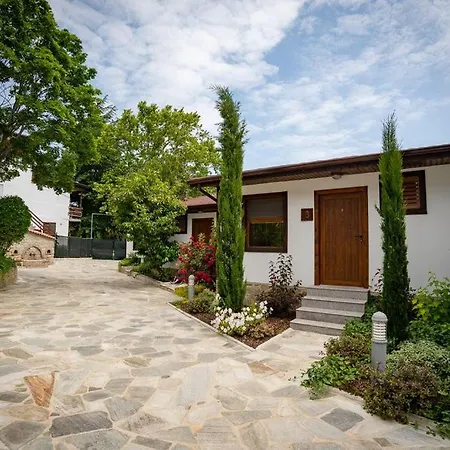 Complex Fichoza Kompleks wypoczynkowy 3*