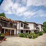 Complex Fichoza Holiday park