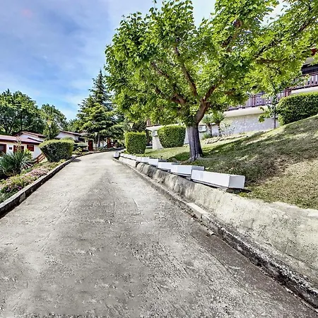 Feriepark Complex Fichoza