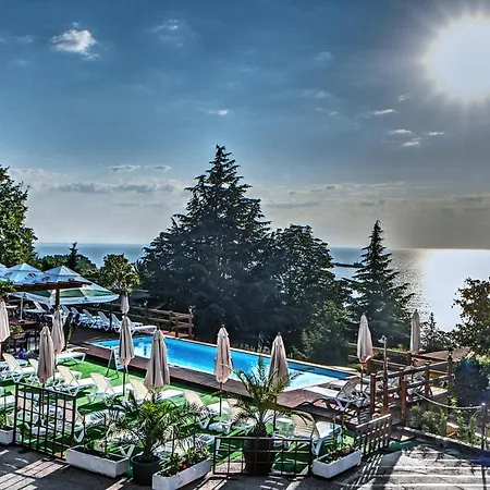 Complex Fichoza Warna