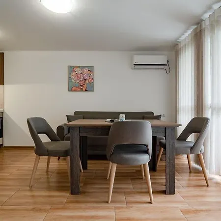 Complex Fichoza Warna