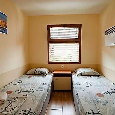 Complex Fichoza Holiday park 3*