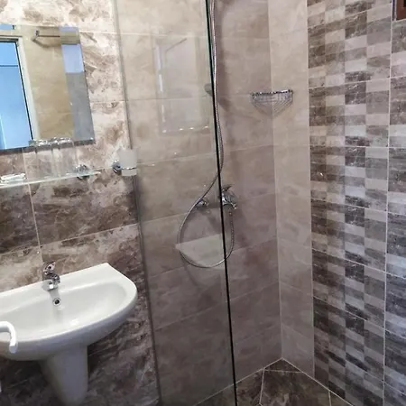 Complex Fichoza Warna